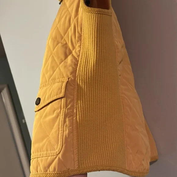 Talbots shell vest in excellent condition dandelion yellow - Picture 2 of 4